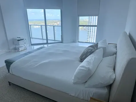 17301 Biscayne Boulevard North Miami Beach FL 33160