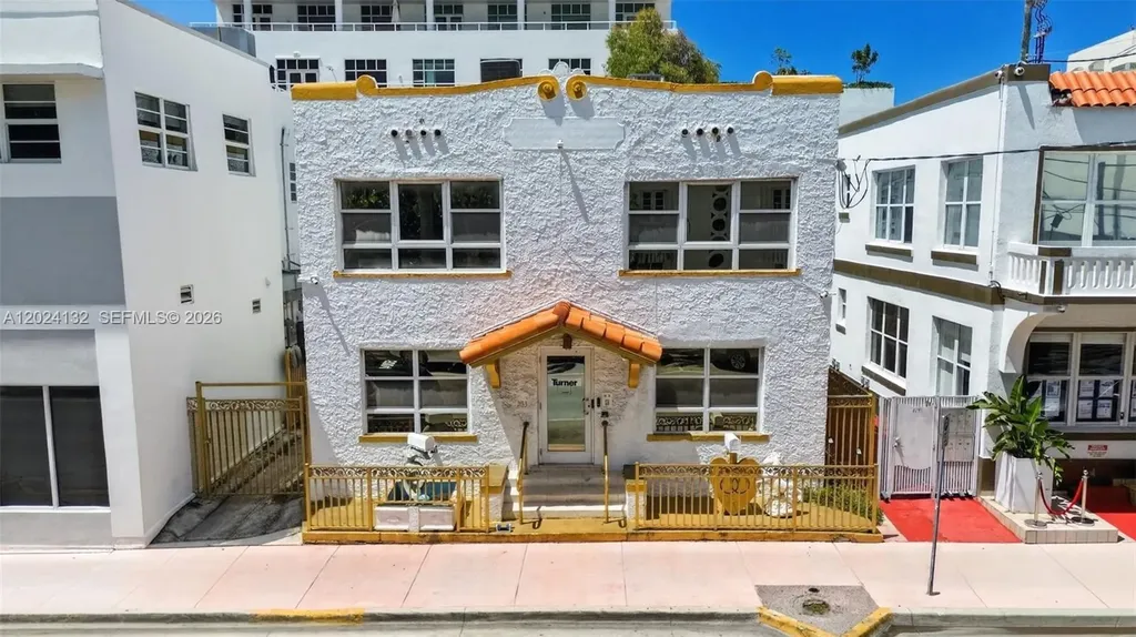 233 1st Street Miami Beach FL 33139