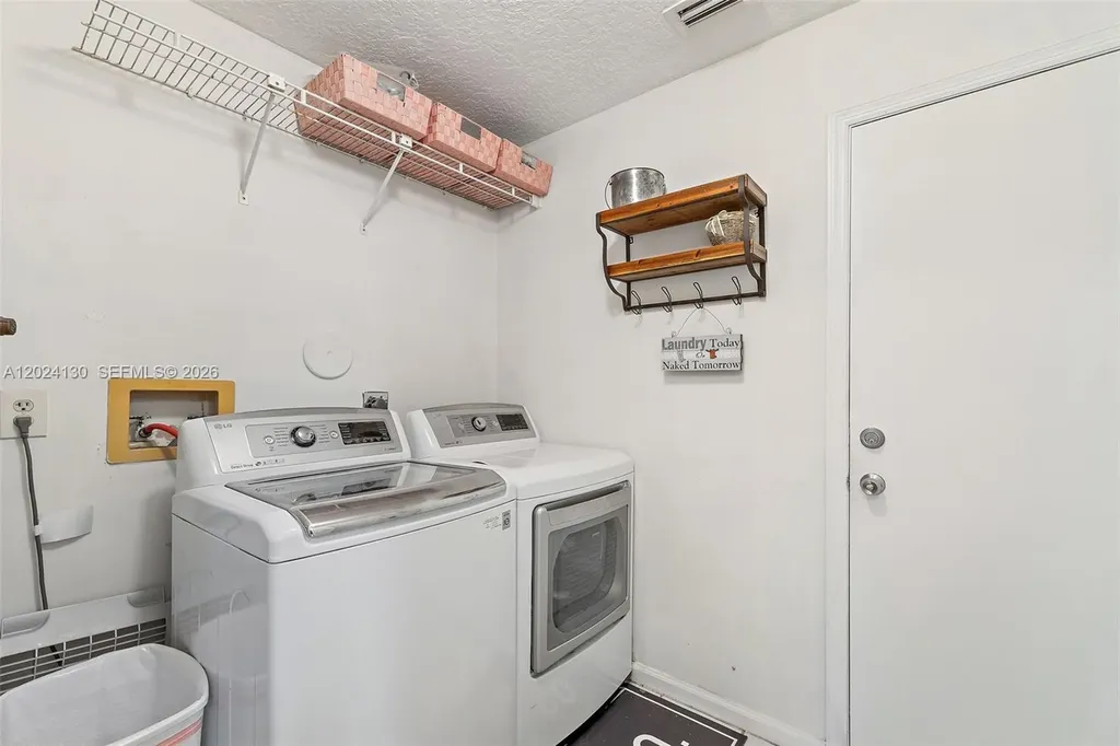 15305 N 96th Street N Palm Beach FL 33478