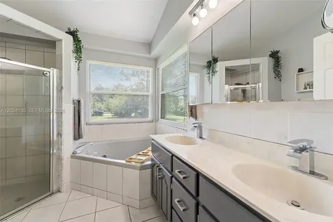 15305 N 96th Street N Palm Beach FL 33478