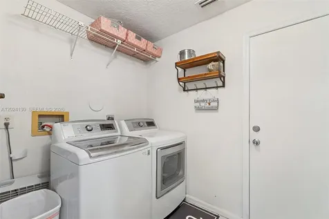 15305 N 96th Street N Palm Beach FL 33478