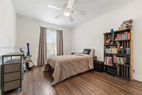 15305 N 96th Street N Palm Beach FL 33478