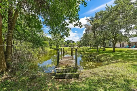 15305 N 96th Street N Palm Beach FL 33478