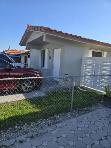4250 W 10th Avenue Hialeah FL 33012