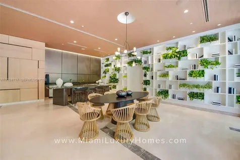 45 SW 9 Street Miami FL 33130