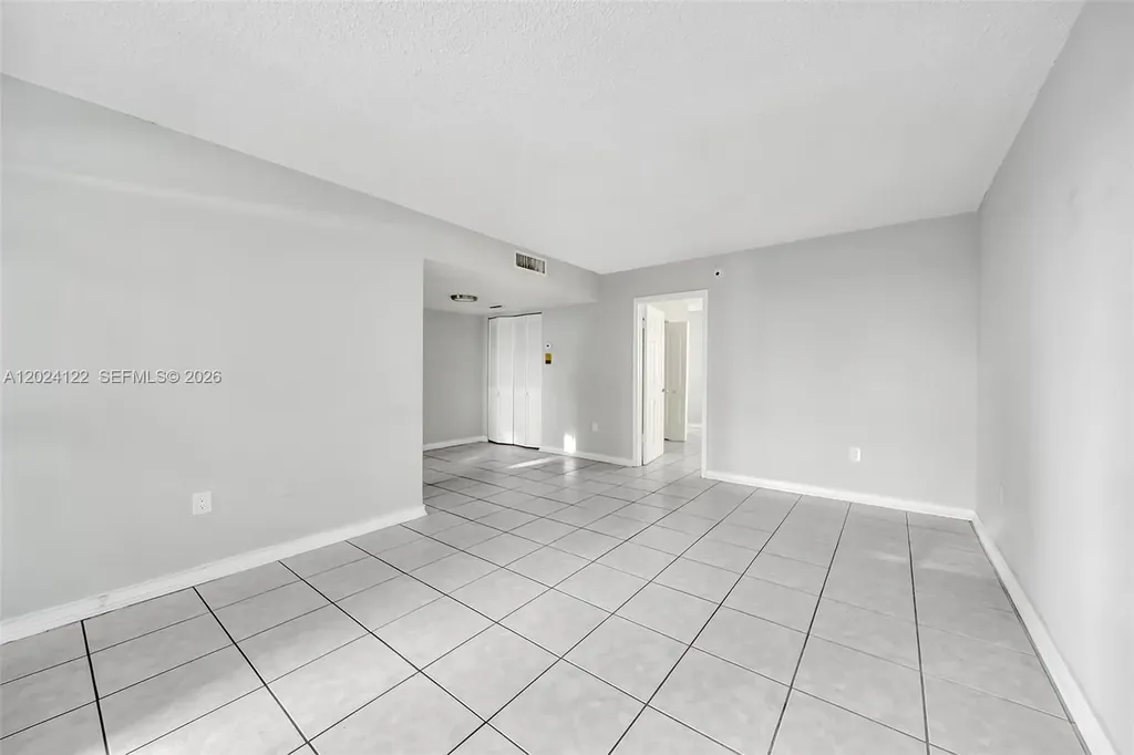 2011 Bay Drive Miami Beach FL 33141