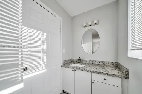 2011 Bay Drive Miami Beach FL 33141