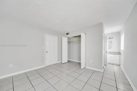 2011 Bay Drive Miami Beach FL 33141
