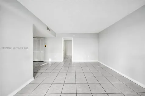 2011 Bay Drive Miami Beach FL 33141