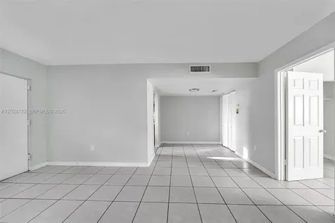 2011 Bay Drive Miami Beach FL 33141