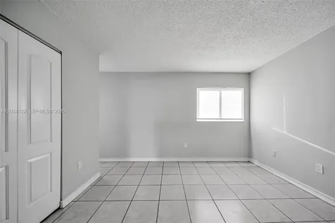2011 Bay Drive Miami Beach FL 33141