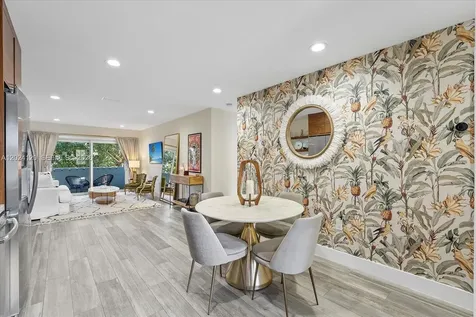 300 Galen Drive Key Biscayne FL 33149