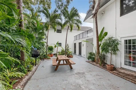 615 NE 26th Street Wilton Manors FL 33305