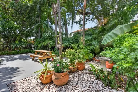 615 NE 26th Street Wilton Manors FL 33305