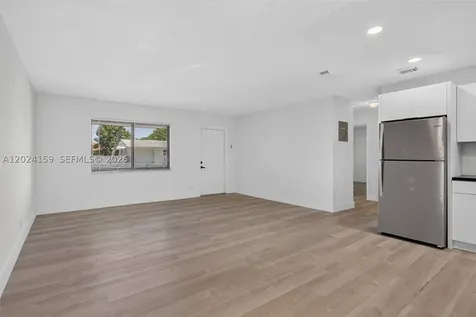 615 NE 26th Street Wilton Manors FL 33305