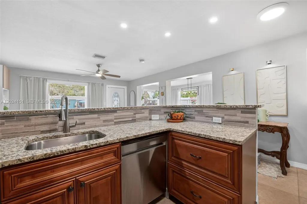 4311 SW 24th Street Fort Lauderdale FL 33317