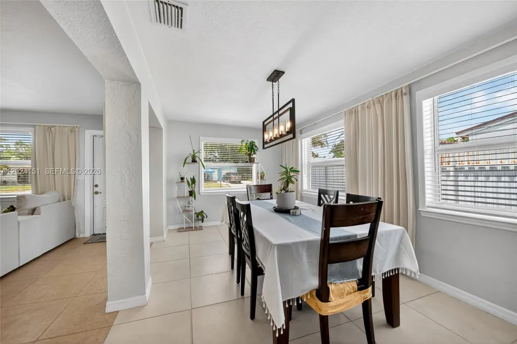 4311 SW 24th Street Fort Lauderdale FL 33317