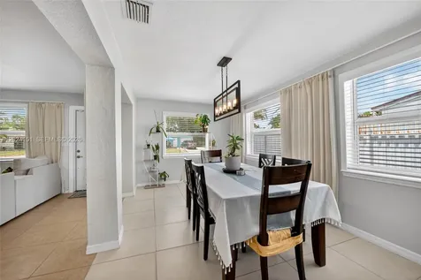 4311 SW 24th Street Fort Lauderdale FL 33317