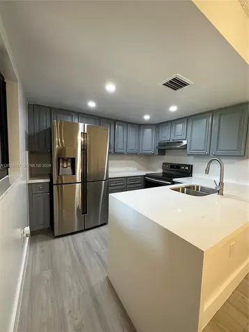 10813 NW 7th Street Miami FL 33172