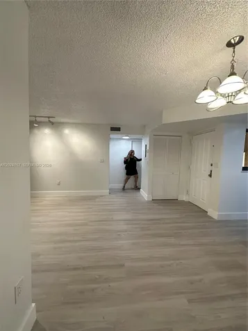 10813 NW 7th Street Miami FL 33172