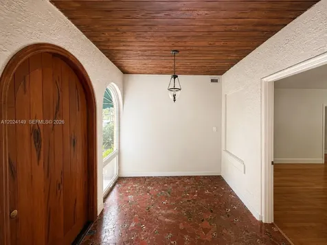 712 Navarre Avenue Coral Gables FL 33134