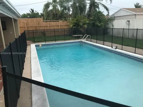 9800 SW 12th Terrace Miami FL 33174