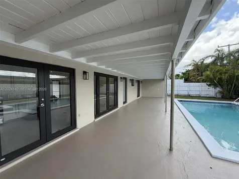 9800 SW 12th Terrace Miami FL 33174