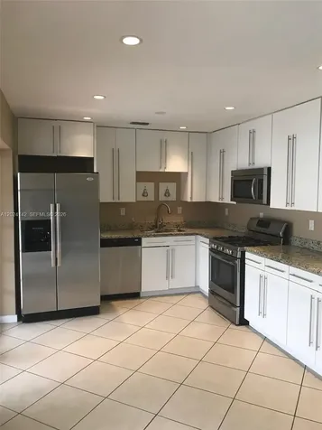 9800 SW 12th Terrace Miami FL 33174