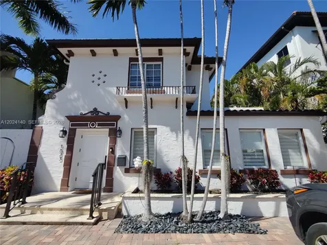 1823 S Bayshore Lane Miami FL 33133