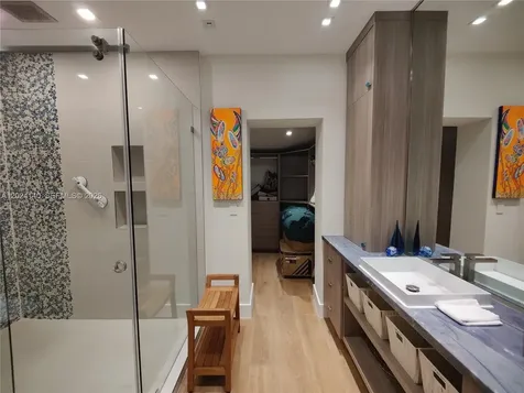 1823 S Bayshore Lane Miami FL 33133