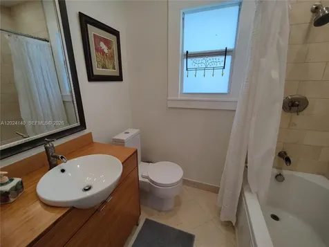 1823 S Bayshore Lane Miami FL 33133