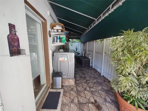 1823 S Bayshore Lane Miami FL 33133
