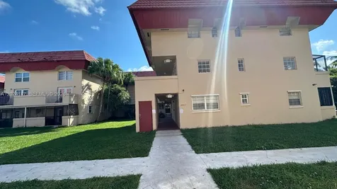 10903 N Kendall Drive Miami FL 33176