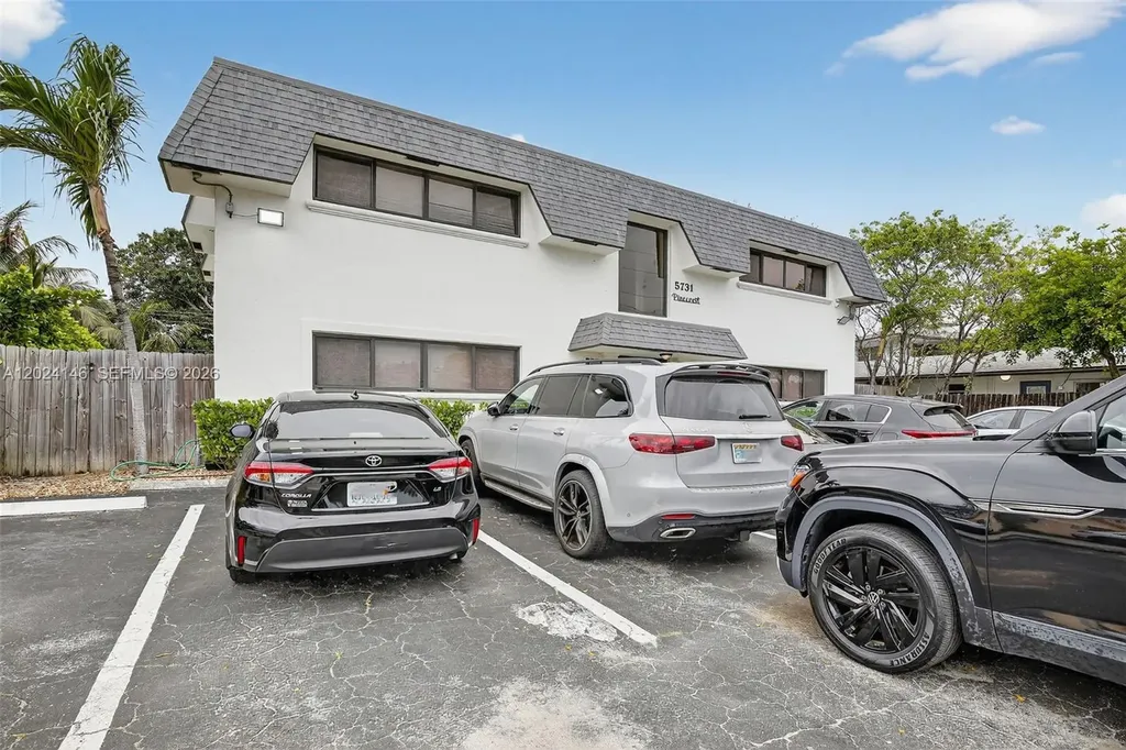 5731 NE 18th Avenue Fort Lauderdale FL 33334