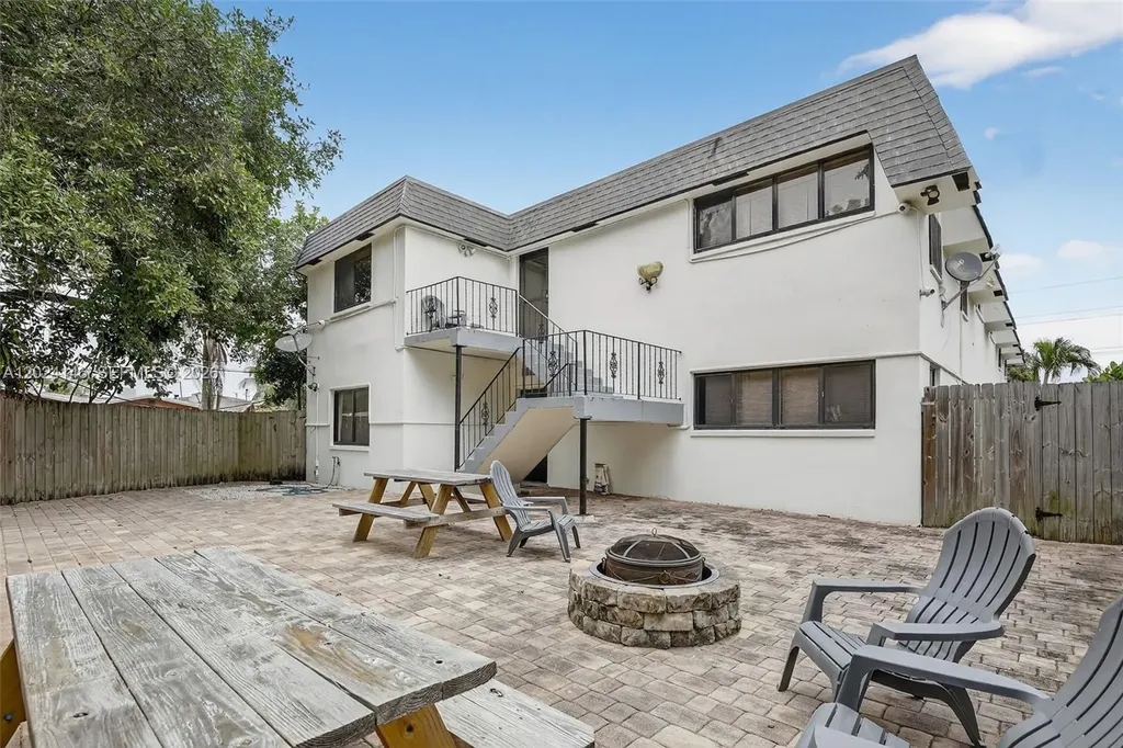 5731 NE 18th Avenue Fort Lauderdale FL 33334