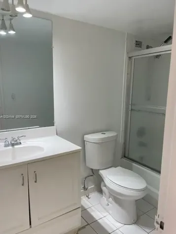 5600 Collins Avenue Miami Beach FL 33140