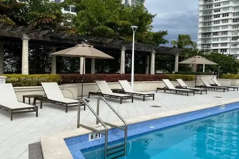 5600 Collins Avenue Miami Beach FL 33140