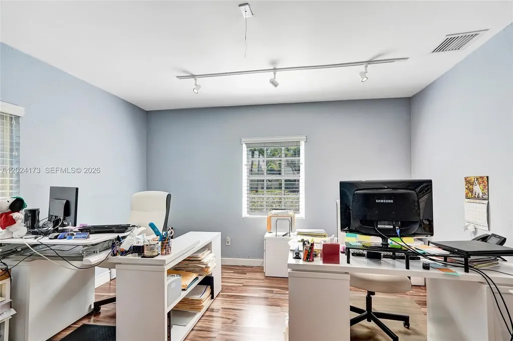 423 SE 19th Street Fort Lauderdale FL 33316
