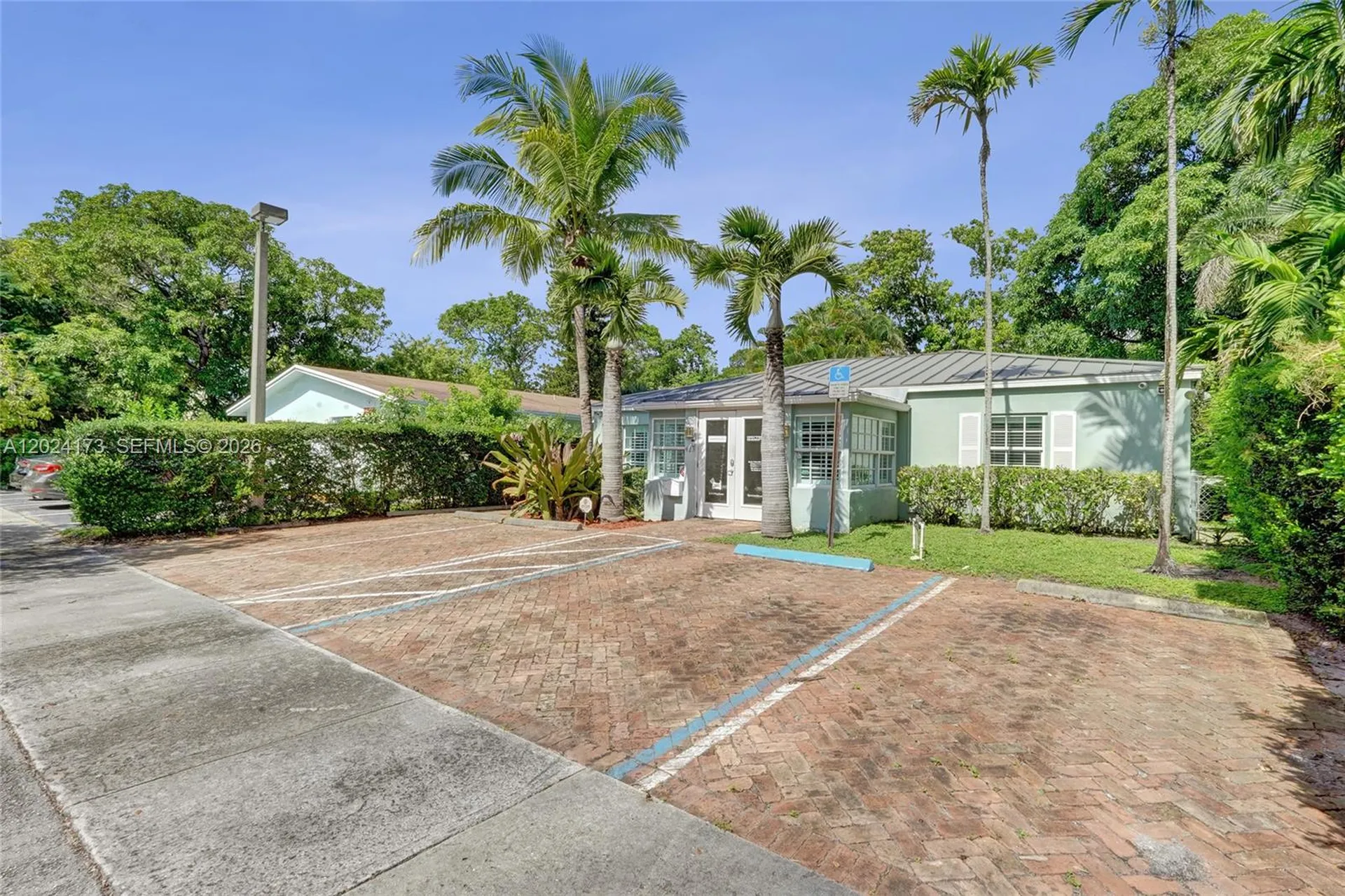 423 SE 19th Street Fort Lauderdale FL 33316