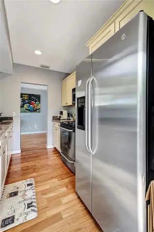 423 SE 19th Street Fort Lauderdale FL 33316