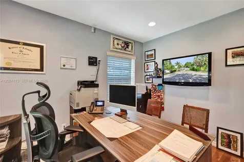 423 SE 19th Street Fort Lauderdale FL 33316