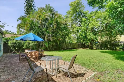 423 SE 19th Street Fort Lauderdale FL 33316