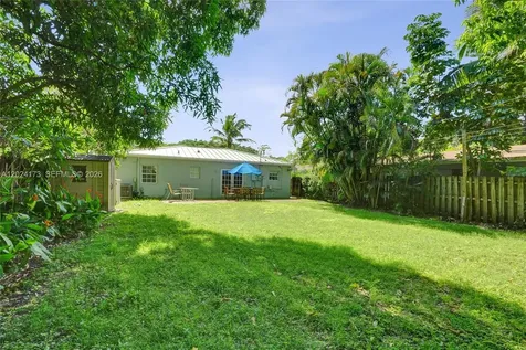 423 SE 19th Street Fort Lauderdale FL 33316