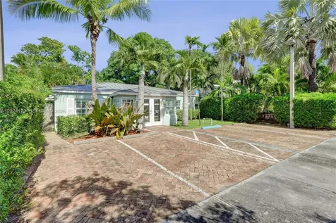 423 SE 19th Street Fort Lauderdale FL 33316