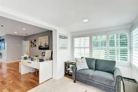 423 SE 19th Street Fort Lauderdale FL 33316