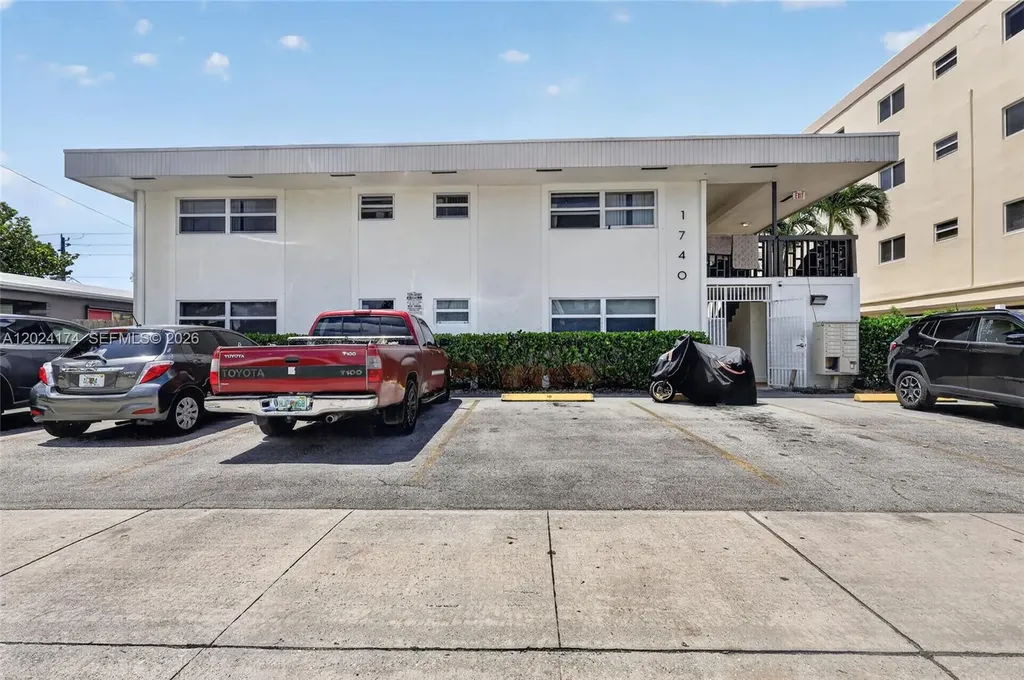 1740 Funston Street Hollywood FL 33020