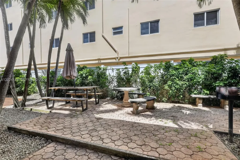 1740 Funston Street Hollywood FL 33020