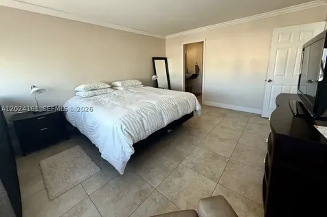 7135 Collins Avenue Miami Beach FL 33141