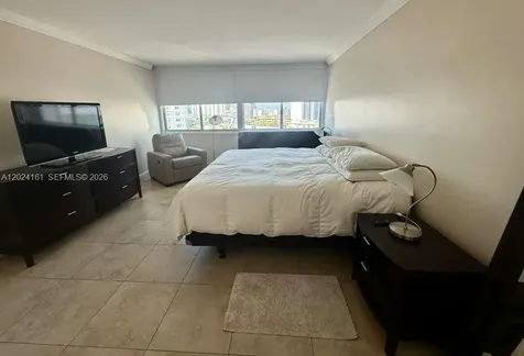 7135 Collins Avenue Miami Beach FL 33141