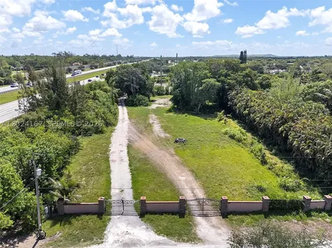 5680 Pinetree Road Parkland FL 33067